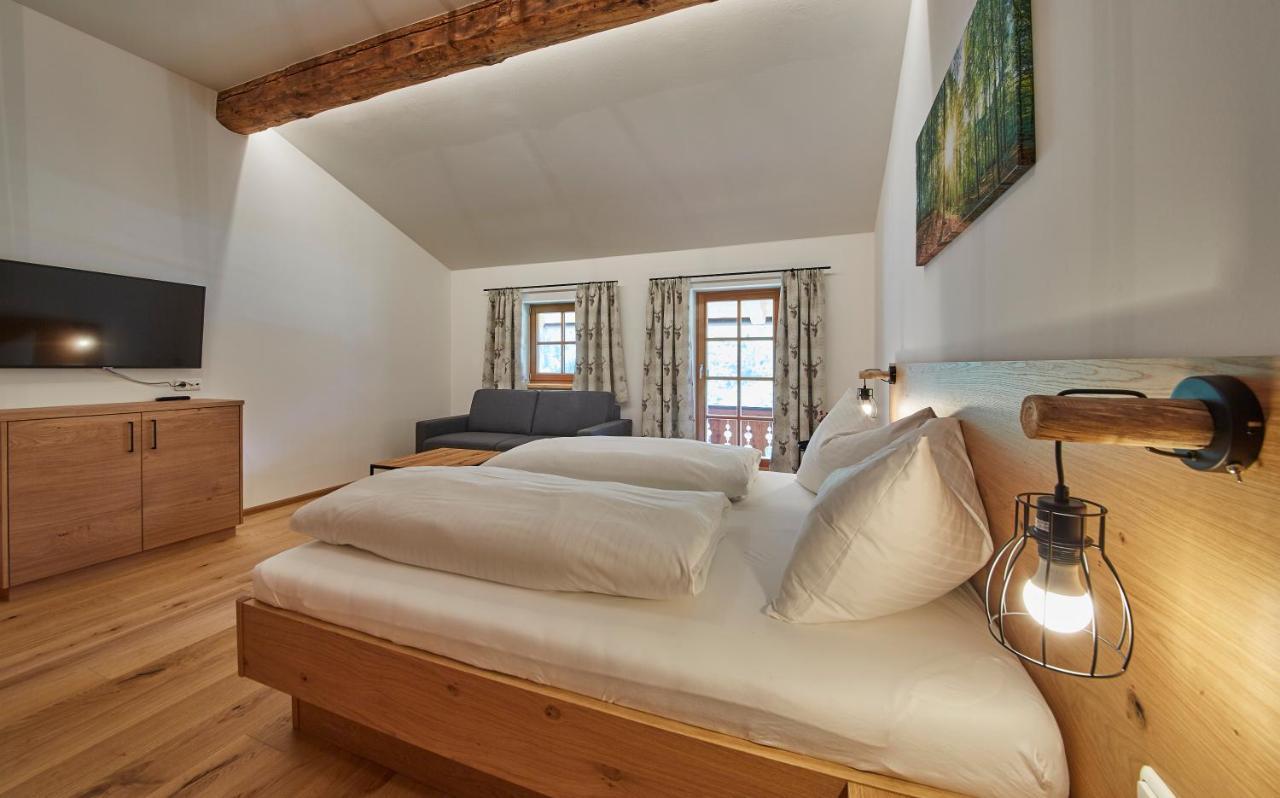Feriengut Streitberg Appartements Вихофен Екстериор снимка