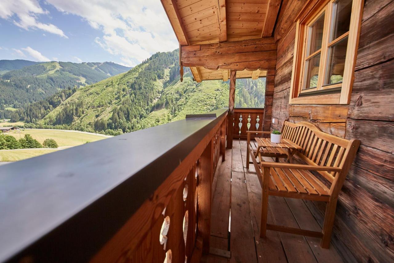 Feriengut Streitberg Appartements Вихофен Екстериор снимка