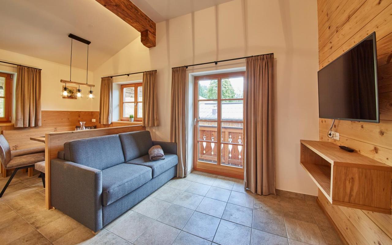 Feriengut Streitberg Appartements Вихофен Екстериор снимка