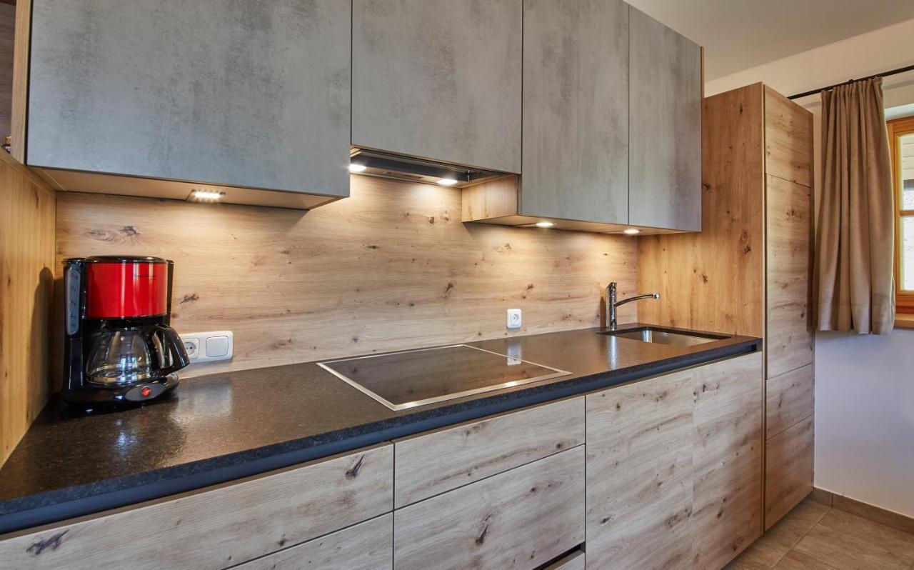 Feriengut Streitberg Appartements Вихофен Екстериор снимка
