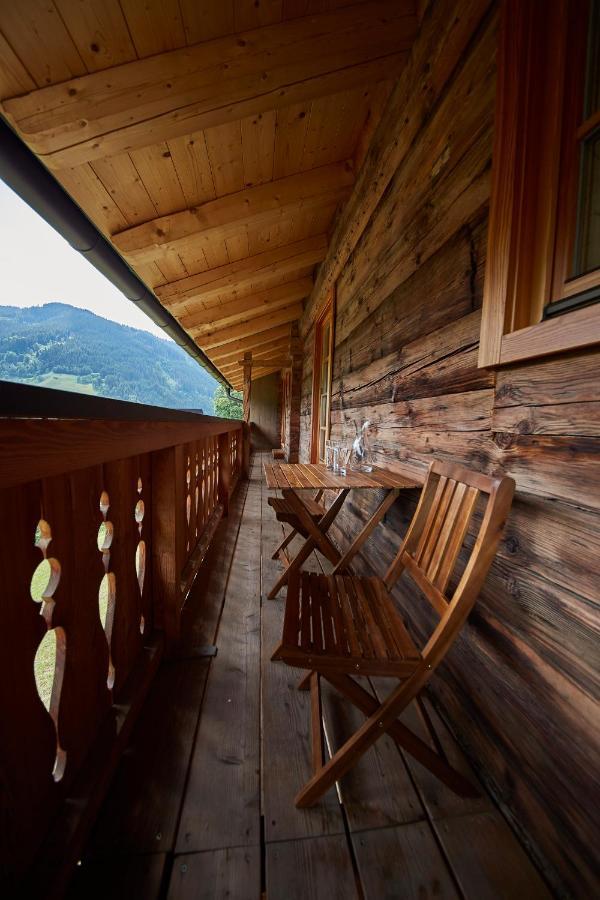 Feriengut Streitberg Appartements Вихофен Екстериор снимка