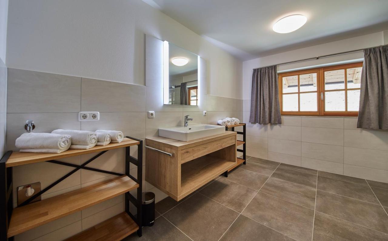 Feriengut Streitberg Appartements Вихофен Екстериор снимка